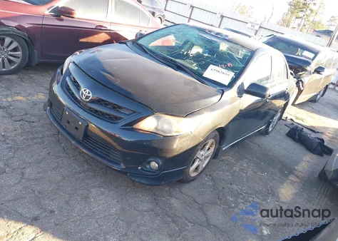 2013 Toyota Corolla S z USA, uszkodzony, nr VIN 2T1BU4EE8DC046308